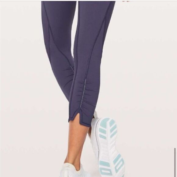 Lululemon On Your Mark Crop Legging Navy Blue - Picture 11 of 15